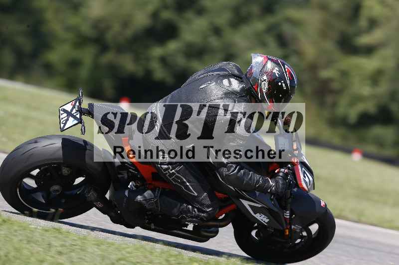 /43 08.08.2025 Discover the Bike ADR/Race 3 rot/72